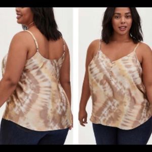 Nwt Torrid Taupe tie-dye satin tank top size plus 2